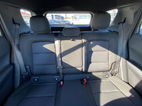 Used 2025 Chevrolet Equinox LT image 38