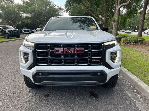Used 2024 GMC Canyon AT4 w/ AT4 Premium Package AWD/4WD image 3