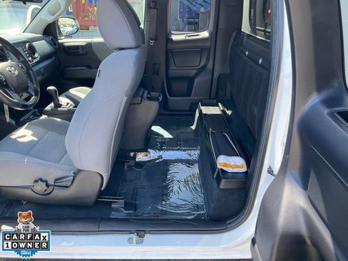 Used 2022 Toyota Tacoma SR RWD image 31