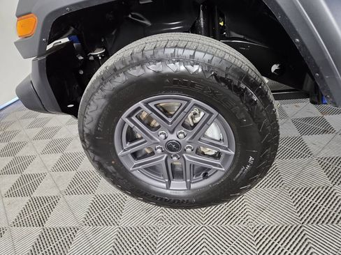 Certified 2025 Jeep Wrangler Sport S image 11