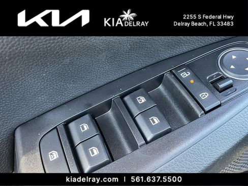 New 2025 Kia Seltos S image 16