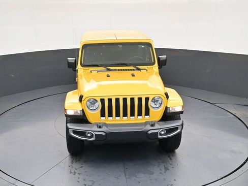 Used 2020 Jeep Wrangler Unlimited Sahara w/ Cold Weather Group AWD/4WD image 21