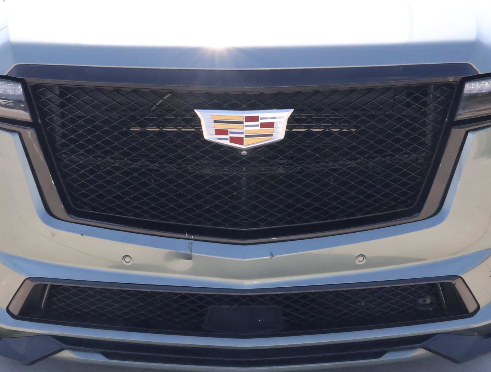 Used 2023 Cadillac Escalade V AWD/4WD image 8