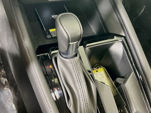 Used 2023 Honda Accord Touring image 16