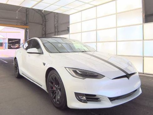Used 2017 Tesla Model S 75 RWD image 1