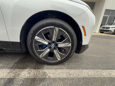 Certified 2023 BMW iX xDrive50 w/ Premium Package image 32