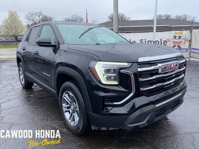 Used 2025 GMC Terrain Elevation