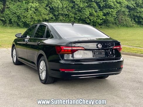 Used 2019 Volkswagen Jetta S w/ Driver Assistance Package FWD image 5