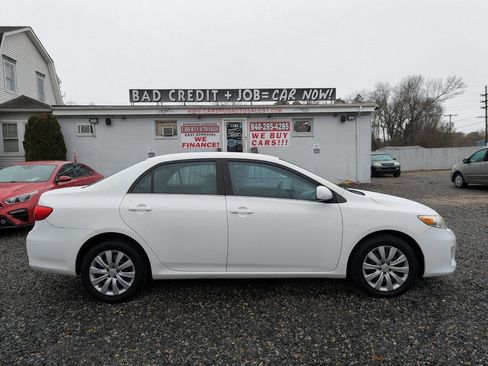 Used 2013 Toyota Corolla LE image 4