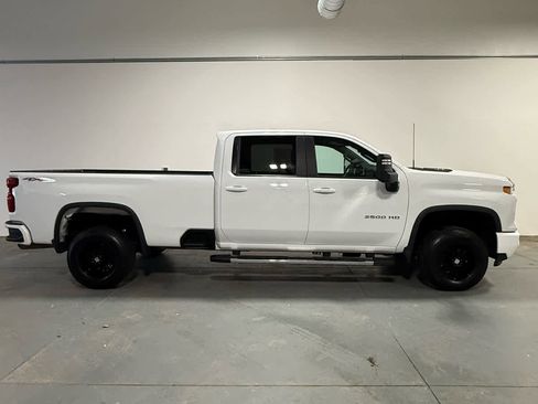 Used 2025 Chevrolet Silverado 2500 LT w/ Convenience Package image 6