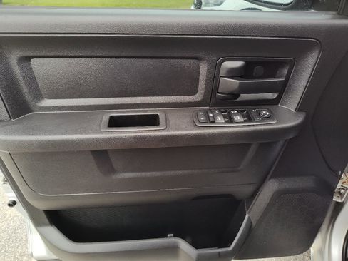 Used 2014 RAM 1500 Express AWD/4WD image 14