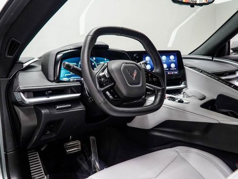 Used 2023 Chevrolet Corvette Stingray Preferred Cpe w/ Z51 Performance Package image 5