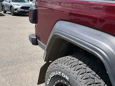 Used 2021 Jeep Gladiator Sport AWD/4WD image 20