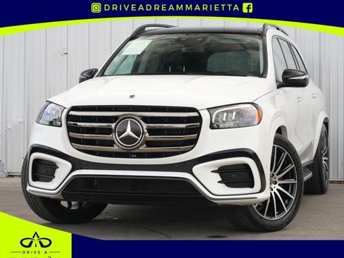 Used 2024 Mercedes-Benz GLS 580 4MATIC image 1
