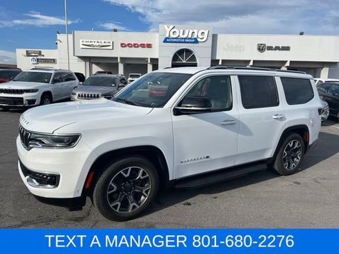 Used 2023 Jeep Wagoneer Series III w/ Preferred Equipment Group AWD/4WD image 1