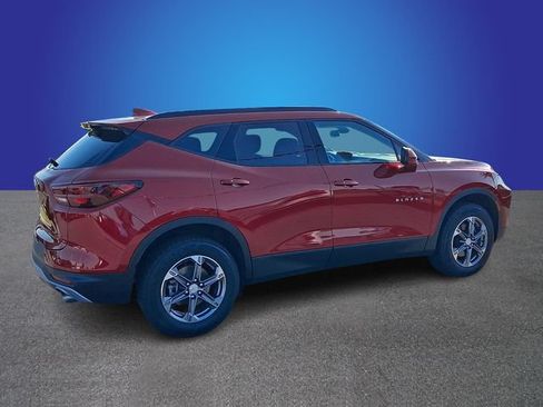Used 2023 Chevrolet Blazer LT w/ Convenience Package FWD image 4