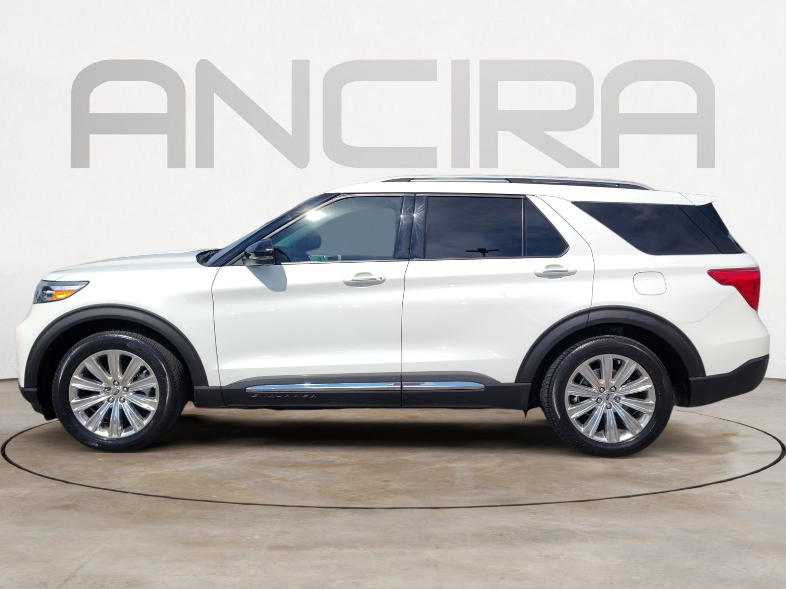 Used 2020 Ford Explorer Limited RWD image 7