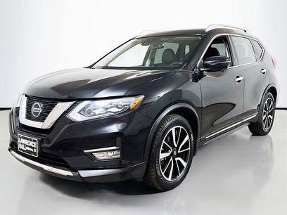 Used 2018 Nissan Rogue SL w/ Premium Package