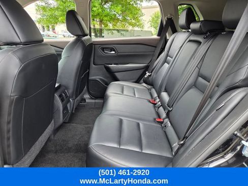 Used 2023 Nissan Rogue SL AWD/4WD image 12