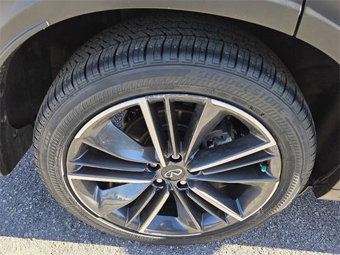 Certified 2023 INFINITI QX55 Luxe w/ Cargo Package image 21