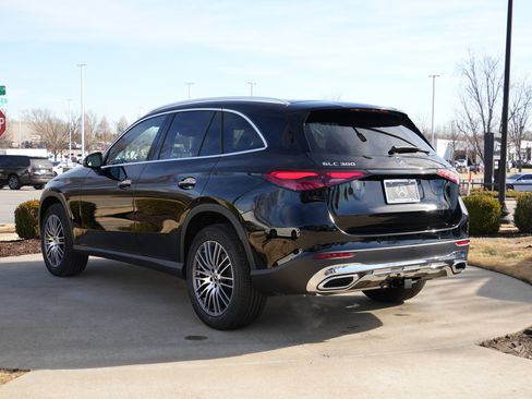 New 2026 Mercedes-Benz GLC 300 4MATIC image 5
