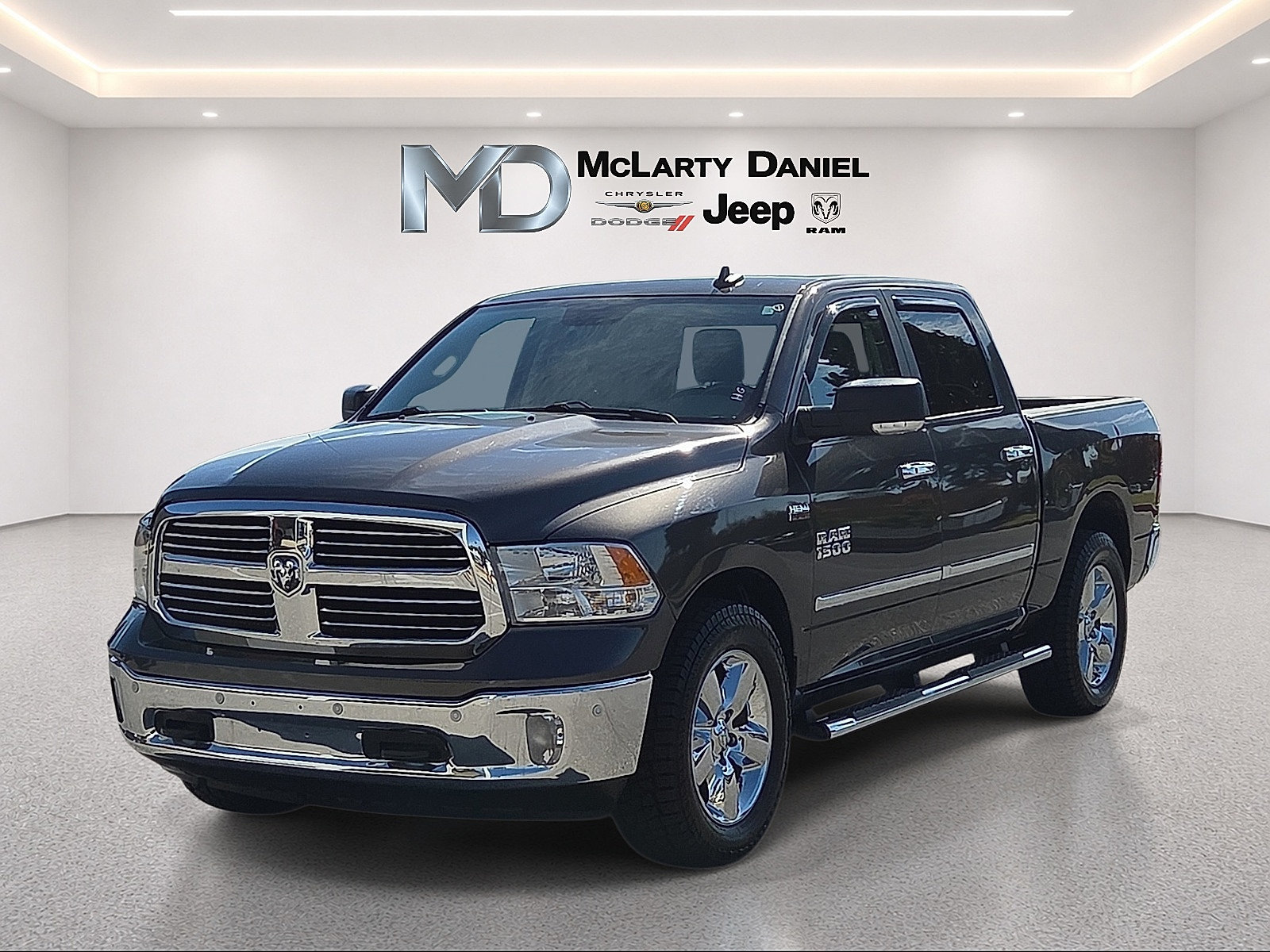 Used 2017 RAM 1500 Big Horn AWD/4WD image 2