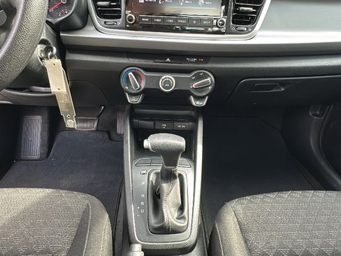 Used 2023 Kia Rio LX image 20