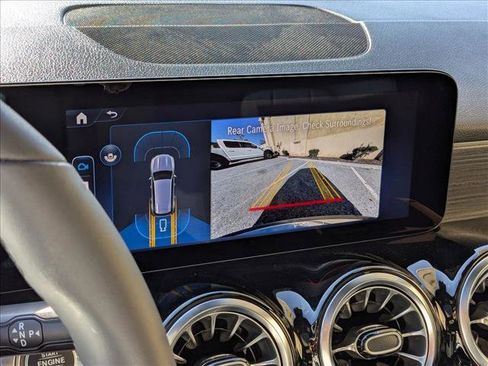 New 2026 Mercedes-Benz GLB 250 image 13