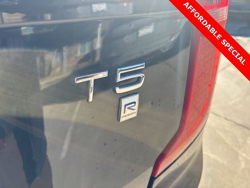 Used 2019 Volvo XC90 T5 R-Design w/ Protection Package Premier image 9