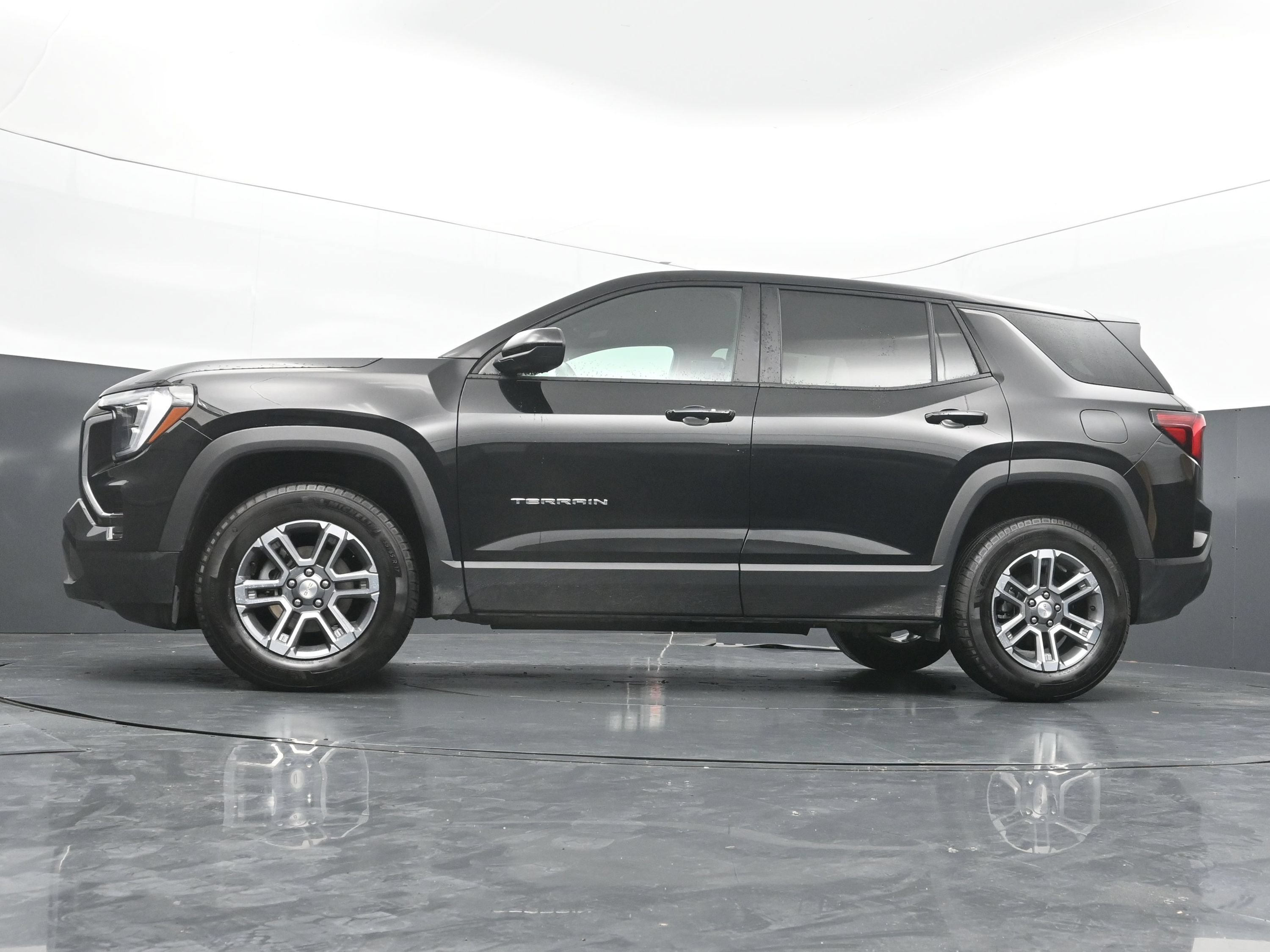 Used 2026 GMC Terrain Elevation FWD image 36