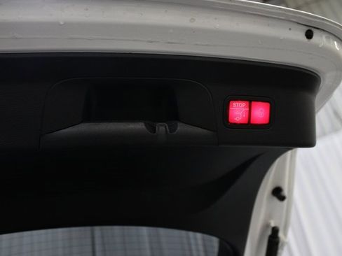 Used 2023 Mercedes-Benz GLC 300 GLC 300 Coupe image 8