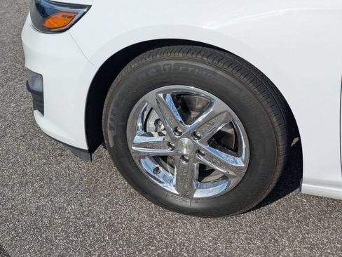 Used 2024 Chevrolet Malibu LS FWD image 8