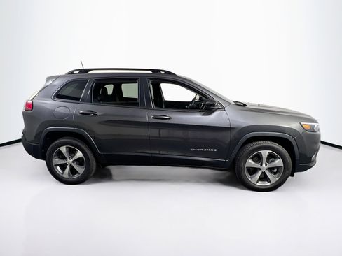 Used 2022 Jeep Cherokee Limited image 4