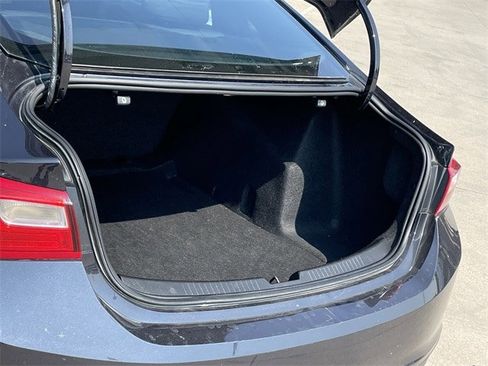 Used 2023 Chevrolet Malibu LT image 28