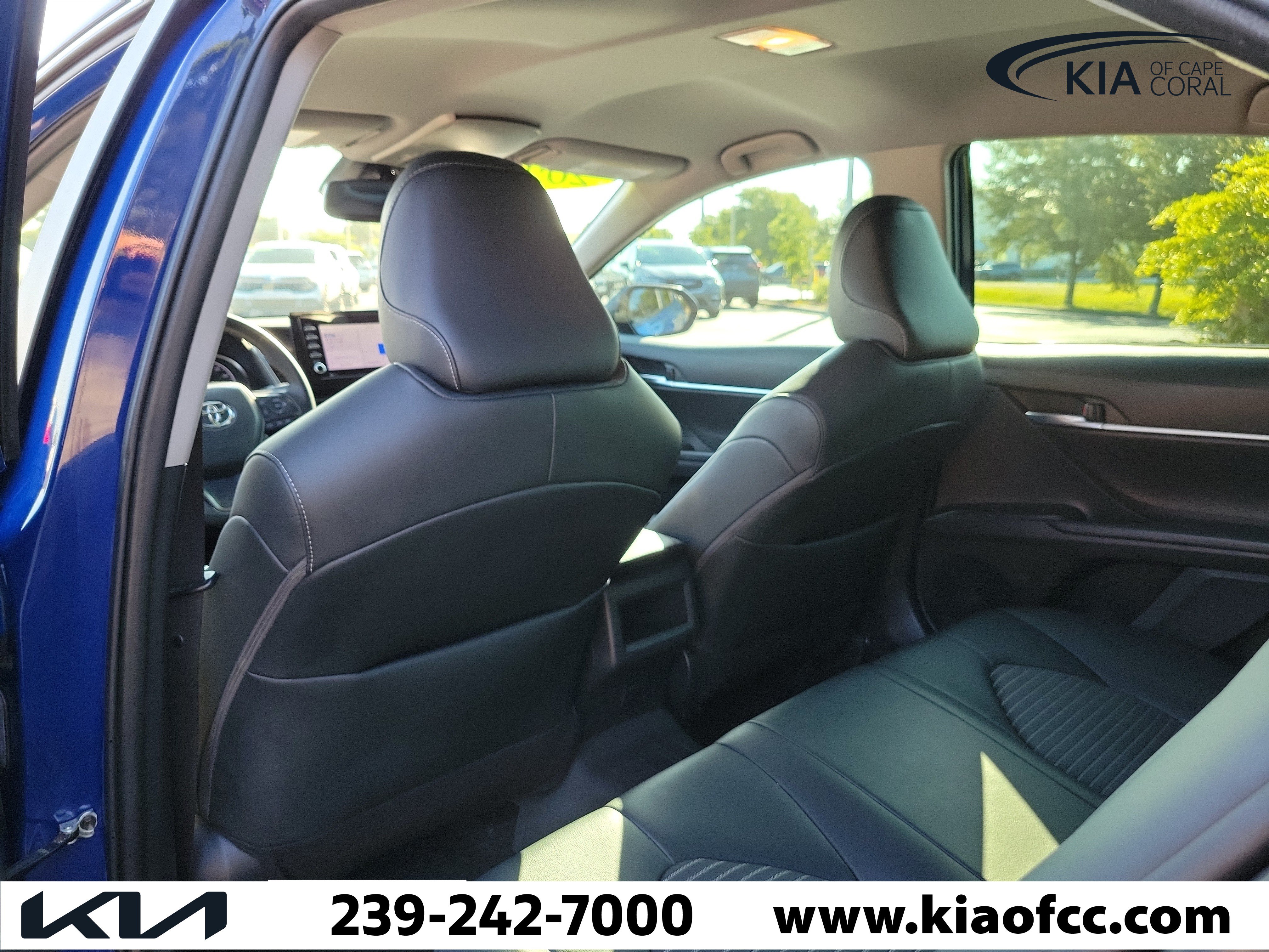 Used 2023 Toyota Camry SE w/ Convenience Package FWD image 13