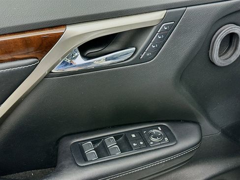 Used 2017 Lexus RX 450h AWD w/ Cold Weather Package image 15