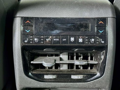 Used 2025 Jeep Grand Cherokee L Summit image 24