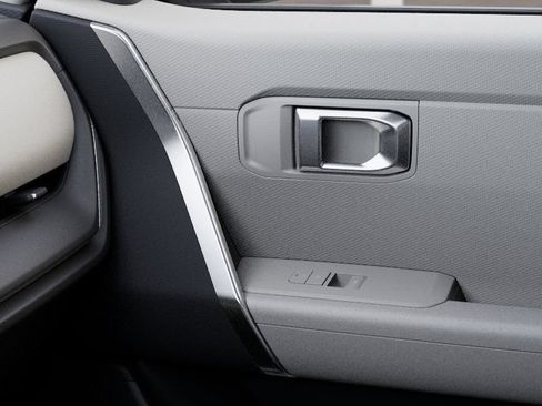 New 2027 Kia Seltos LX FWD image 32