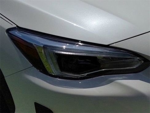 Used 2022 Subaru Crosstrek 2.5i Limited w/ Popular Package #4 image 10