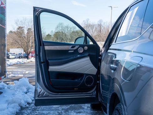 Used 2023 Genesis GV80 2.5T w/ Advanced Package image 15