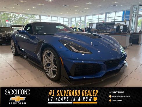 Used 2019 Chevrolet Corvette ZR1 RWD image 1