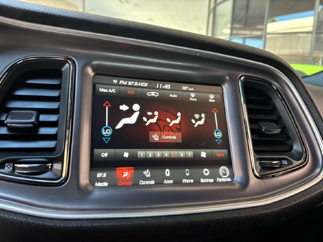 Used 2022 Dodge Challenger SRT Hellcat RWD image 20
