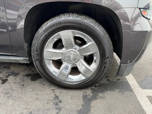 Used 2015 Chevrolet Suburban LTZ image 12