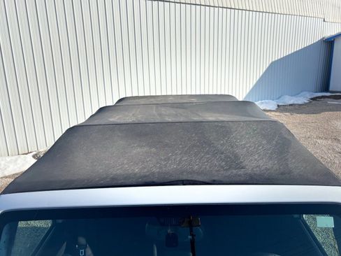 Used 2016 Jeep Wrangler Unlimited Sahara image 38