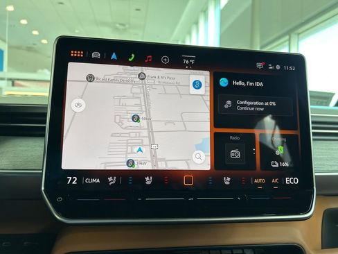 New 2025 Volkswagen ID. Buzz Pro S image 26