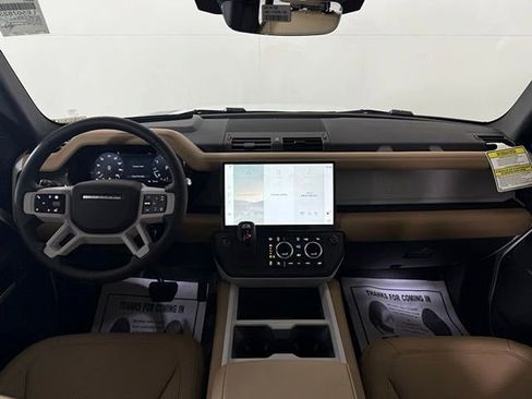 New 2026 Land Rover Defender 110 X-Dynamic SE image 18