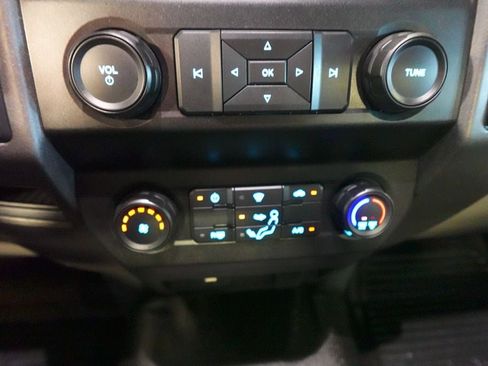 Used 2022 Ford F350 4x4 Regular Cab Super Duty image 15