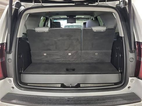 Used 2015 Chevrolet Tahoe LT w/ Luxury Package AWD/4WD image 15