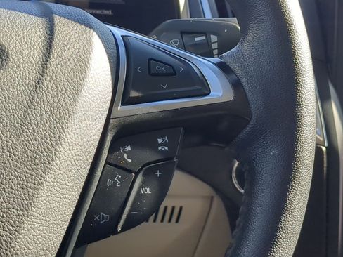 Used 2024 Ford Edge Titanium image 18