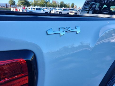 New 2026 GMC Sierra 2500 Pro image 4